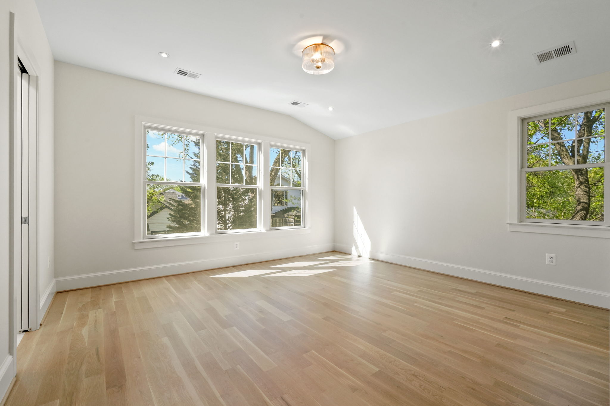 22 West Spring Street Alexandria, VA 22301 - Photo 28 of 62