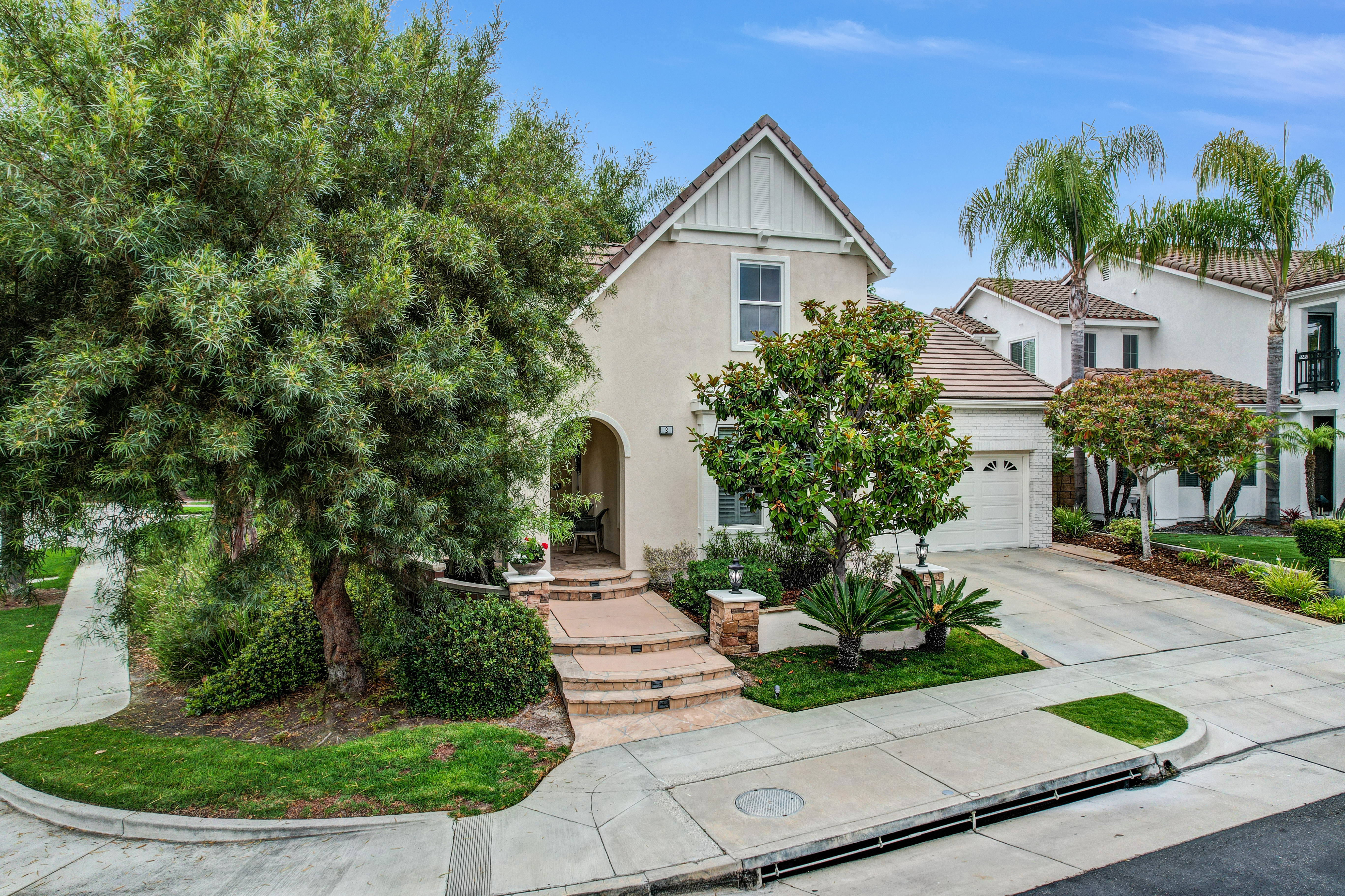 2 St Giles Court Ladera Ranch, CA 92694 - Photo 4 of 36