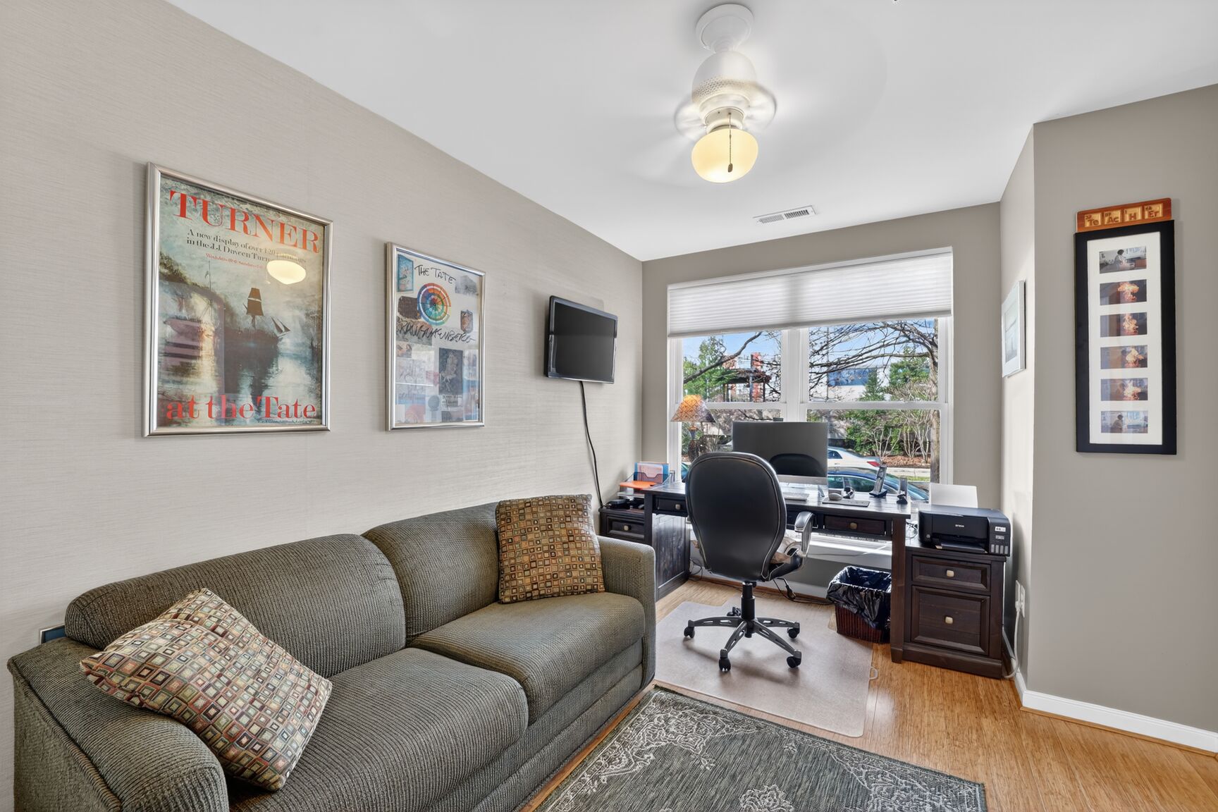 814 3rd Street Southeast Washington, DC 20003 - Photo 5 of 47