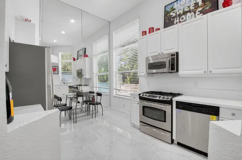 $899,000 | 6439 Northwest 43rd Terrace, Boca Raton, FL 33496