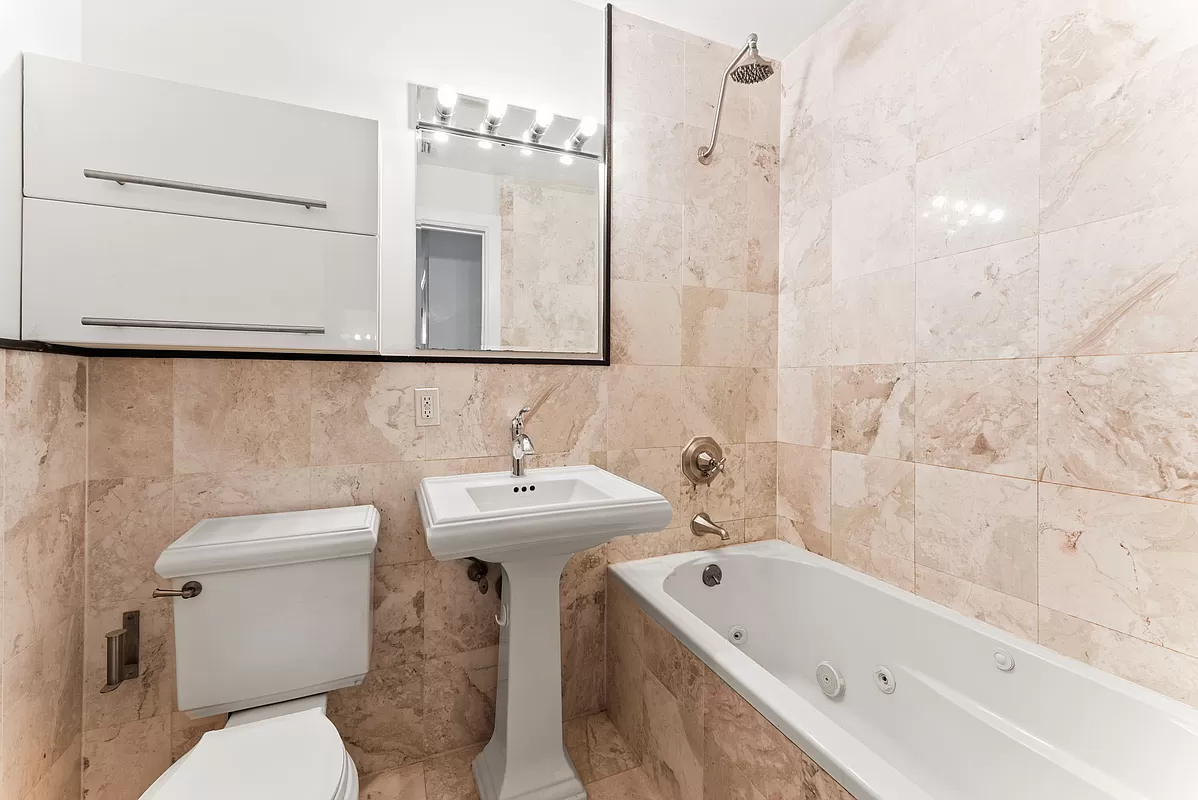 372 15th Street, Unit 2A Brooklyn, NY 11215 - Photo 8 of 12