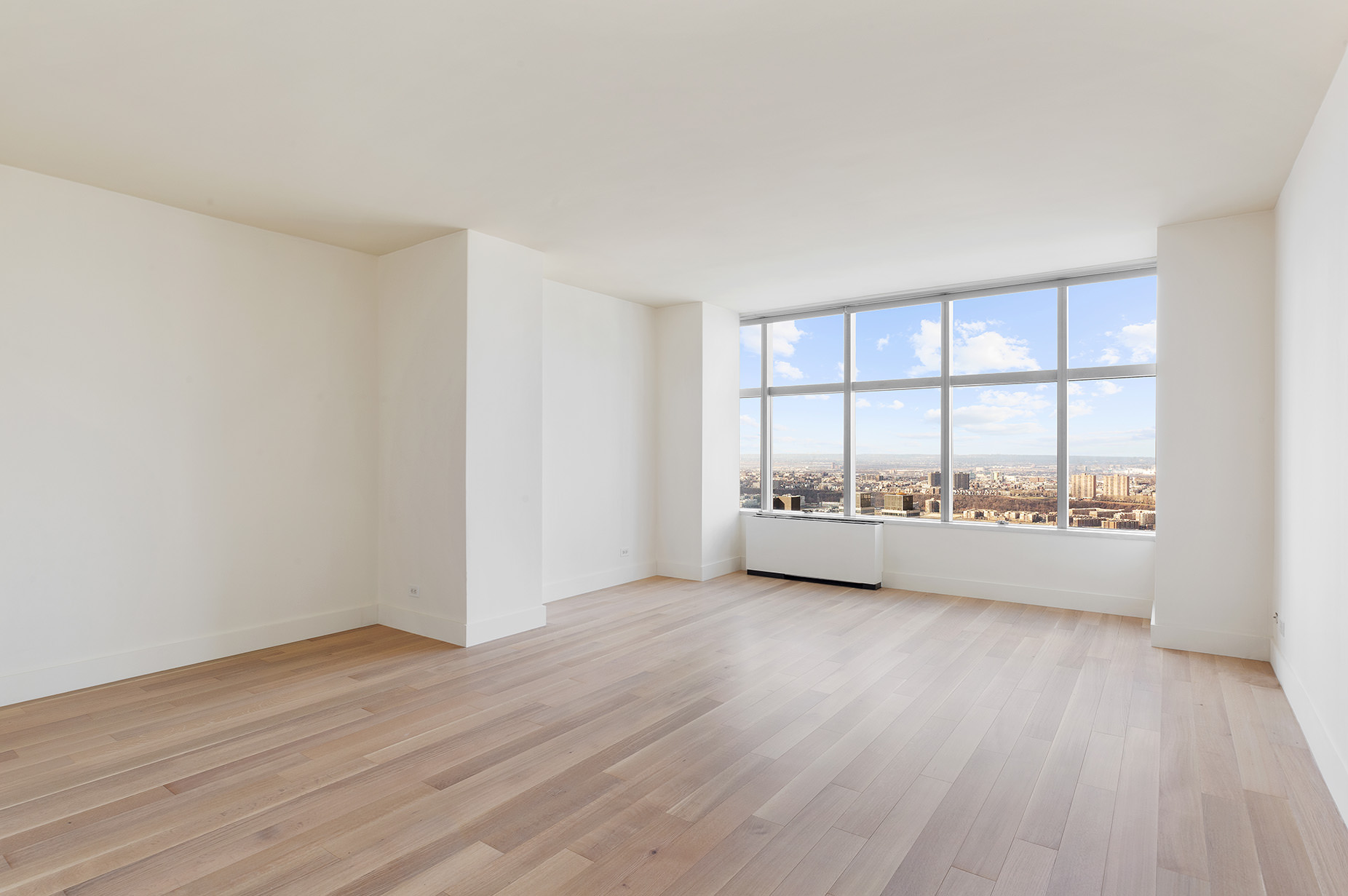 160 West 66th Street, Unit 56F Manhattan, NY 10023 - Photo 2 of 13