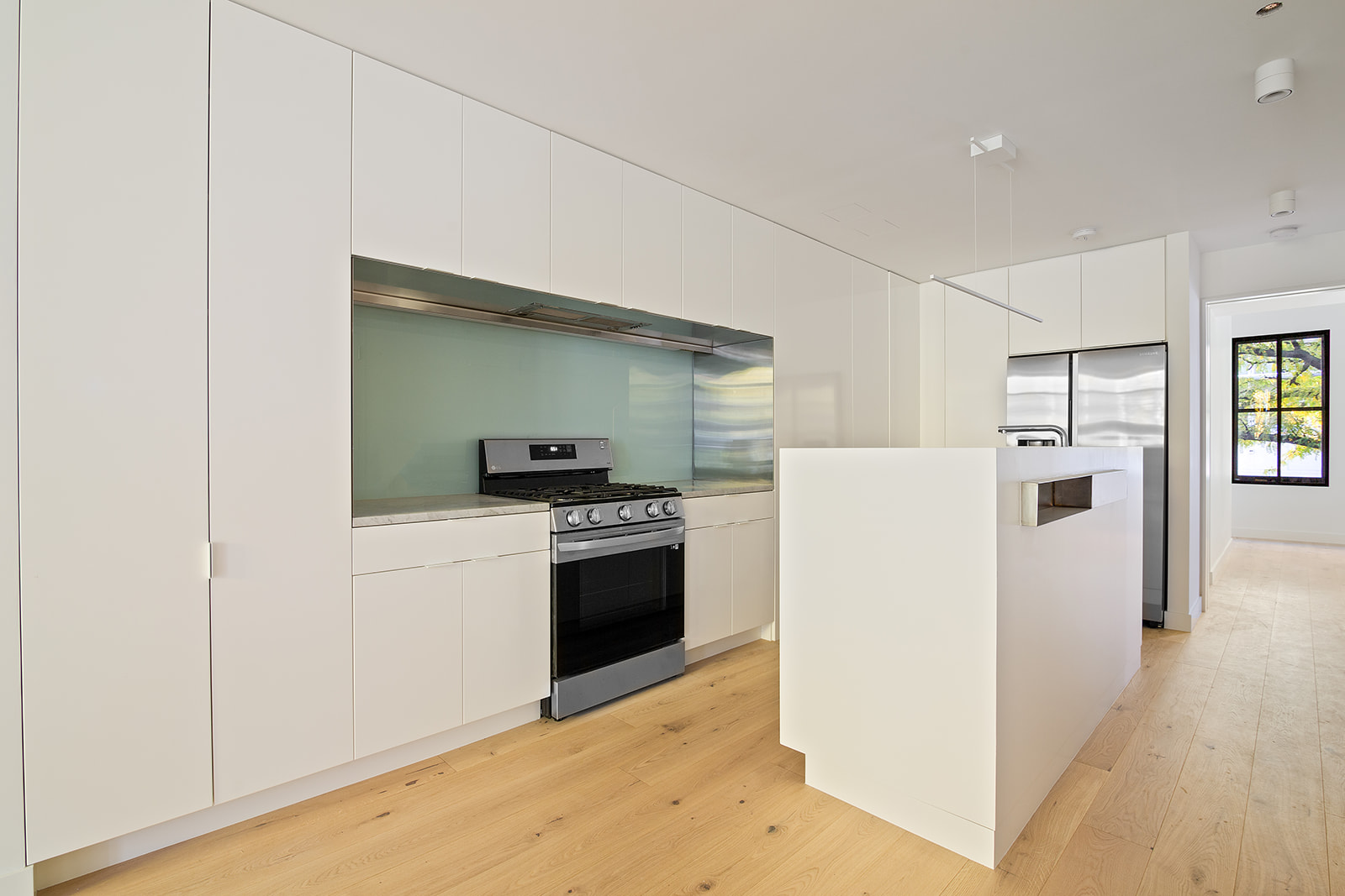 342 West 15th Street, Unit PARLOR Manhattan, NY 10011 - Photo 4 of 7
