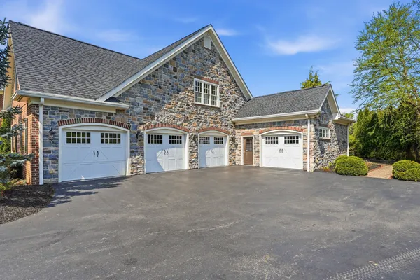 $2,250,000 | 103 Destinaire Drive, New Wilmington, PA 16142