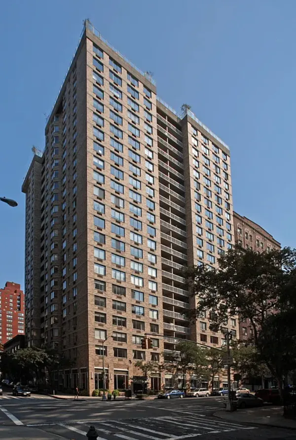$8,000 | 424 West End Avenue, Unit 1108 | Upper West Side