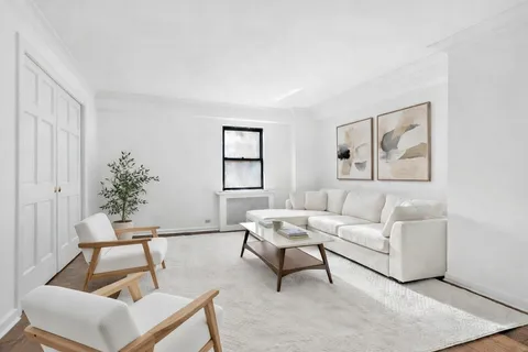 $550,000 | 411 East 57th Street, Unit 4B | Sutton Place