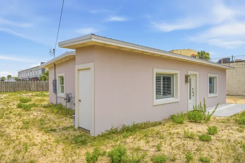 $470,000 | 407 Cobia Avenue, Fort Walton Beach, FL 32548