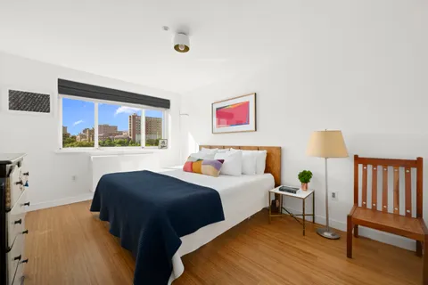 $1,950,000 | 301 West 115th Street, Unit PH4B | Harlem