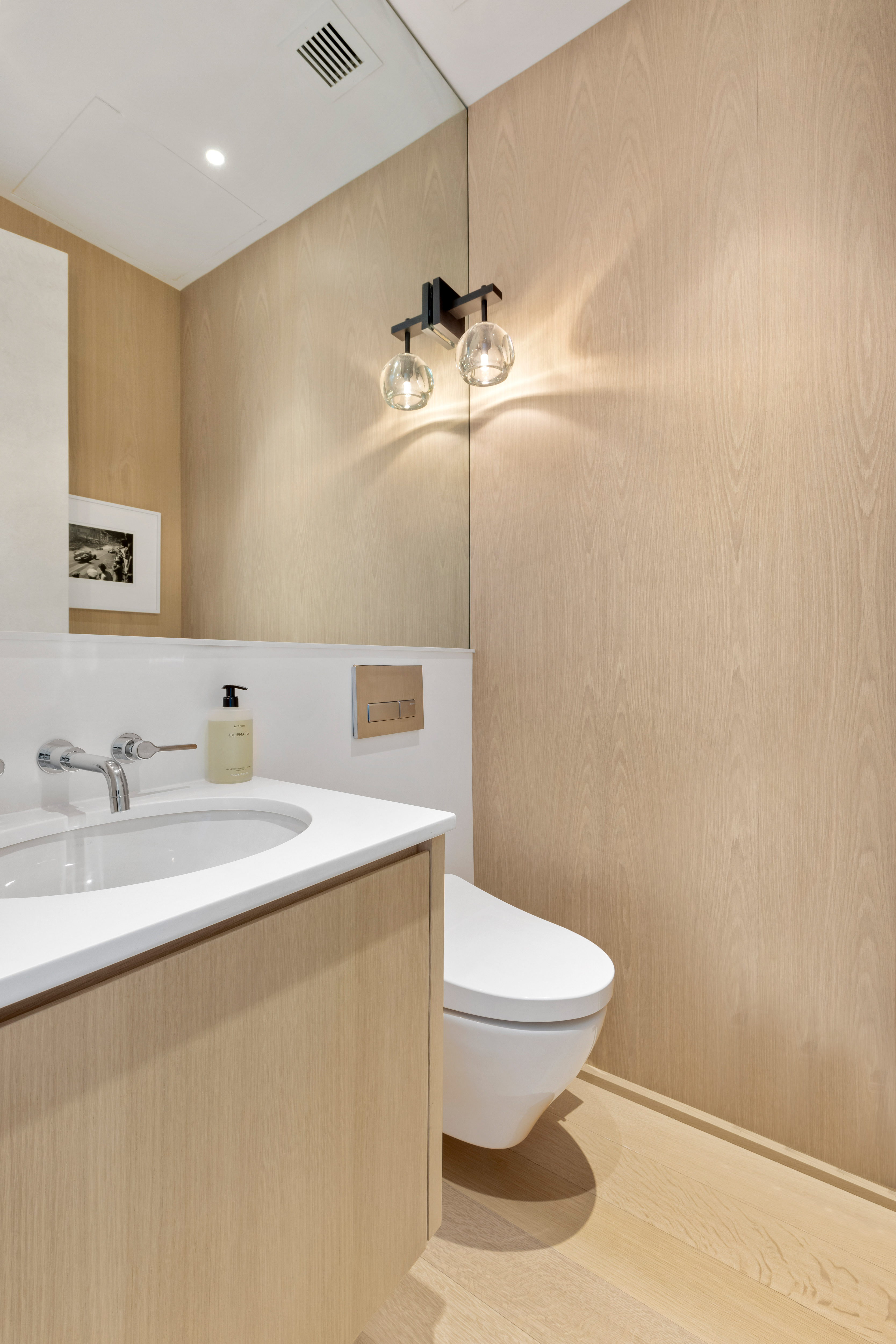 10 Bond Street, Unit 4E Manhattan, NY 10012 - Photo 17 of 20