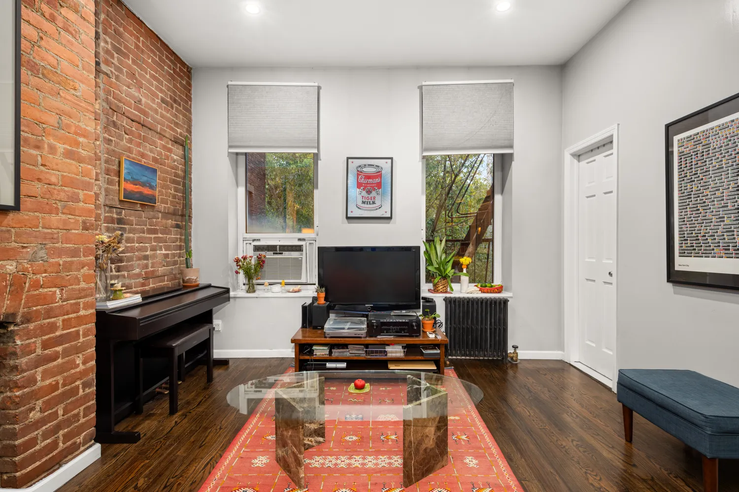 $3,300 | 370 Myrtle Avenue, Unit 2 | Fort Greene