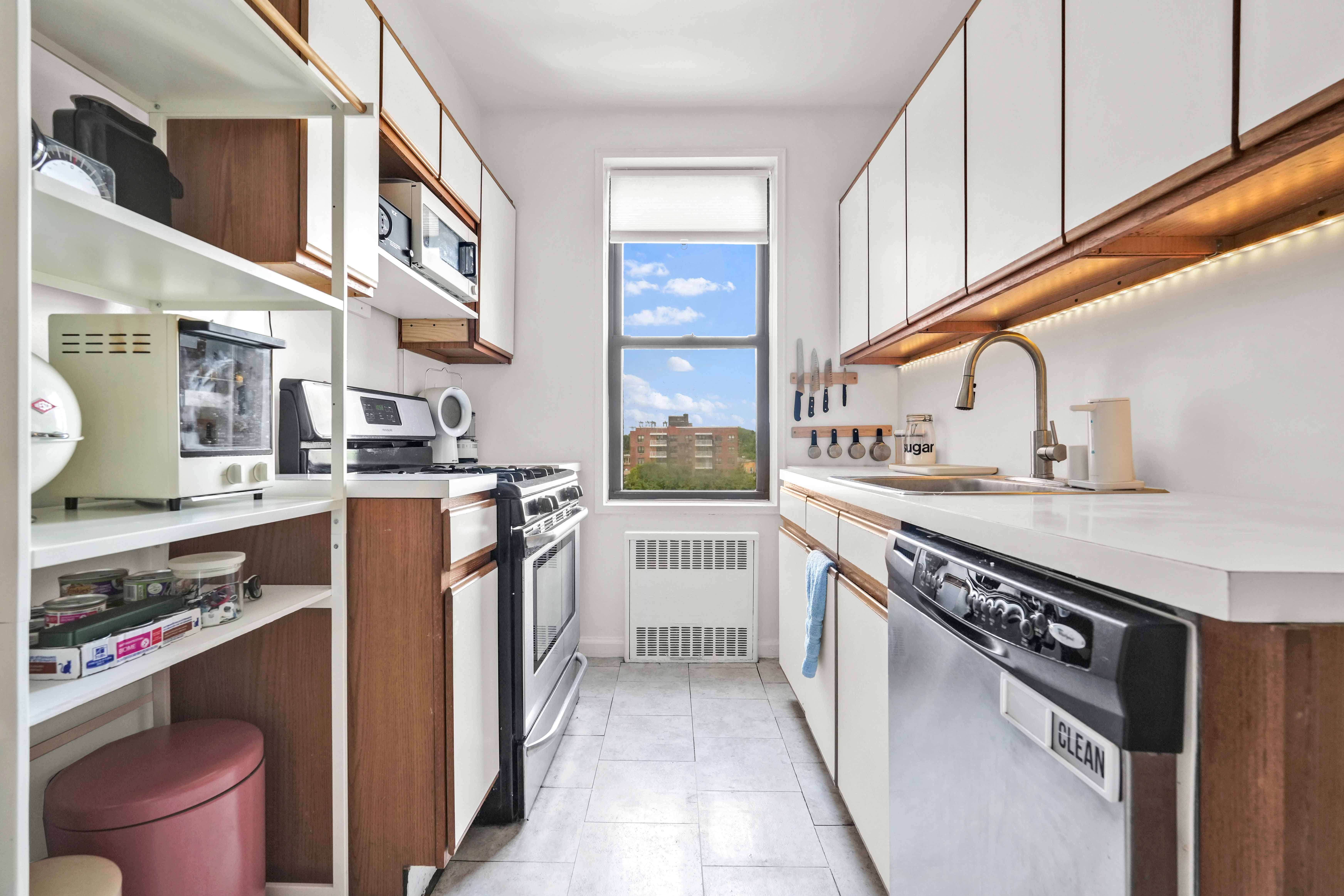100 Ocean Parkway, Unit 6K Brooklyn, NY 11218 - Photo 11 of 35