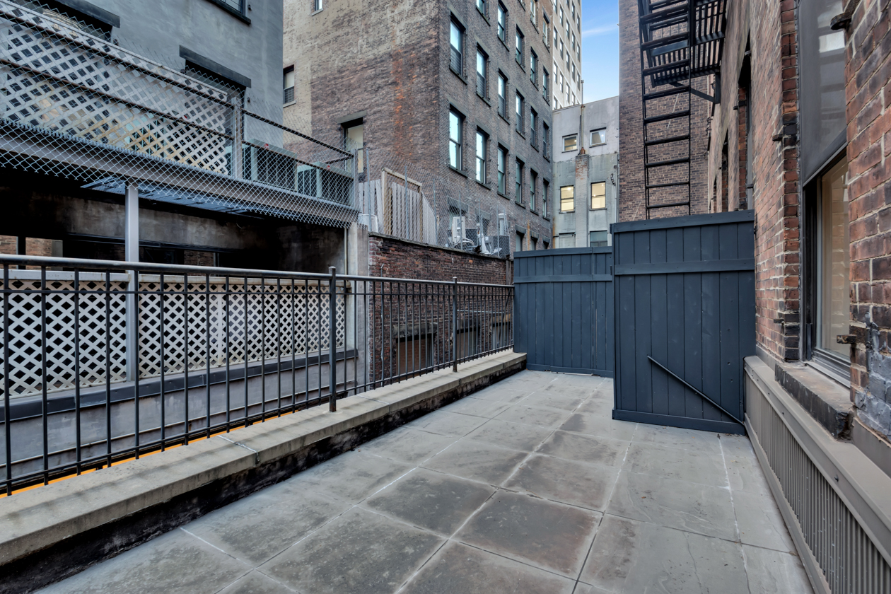 45 White Street, Unit 2A Manhattan, NY 10013 - Photo 5 of 14