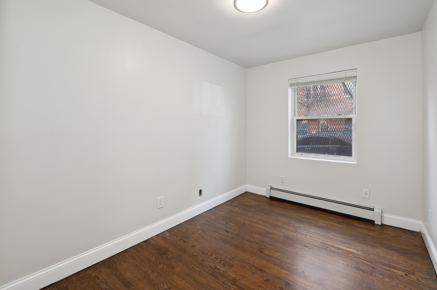 189 Woodpoint Road, Unit 1 Brooklyn, NY 11211 - Photo 5 of 14