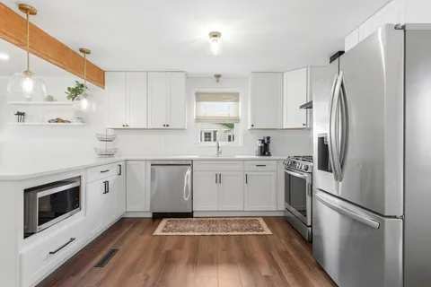 Contact Agent | 55 Thistle Street, Lynn, MA 01905