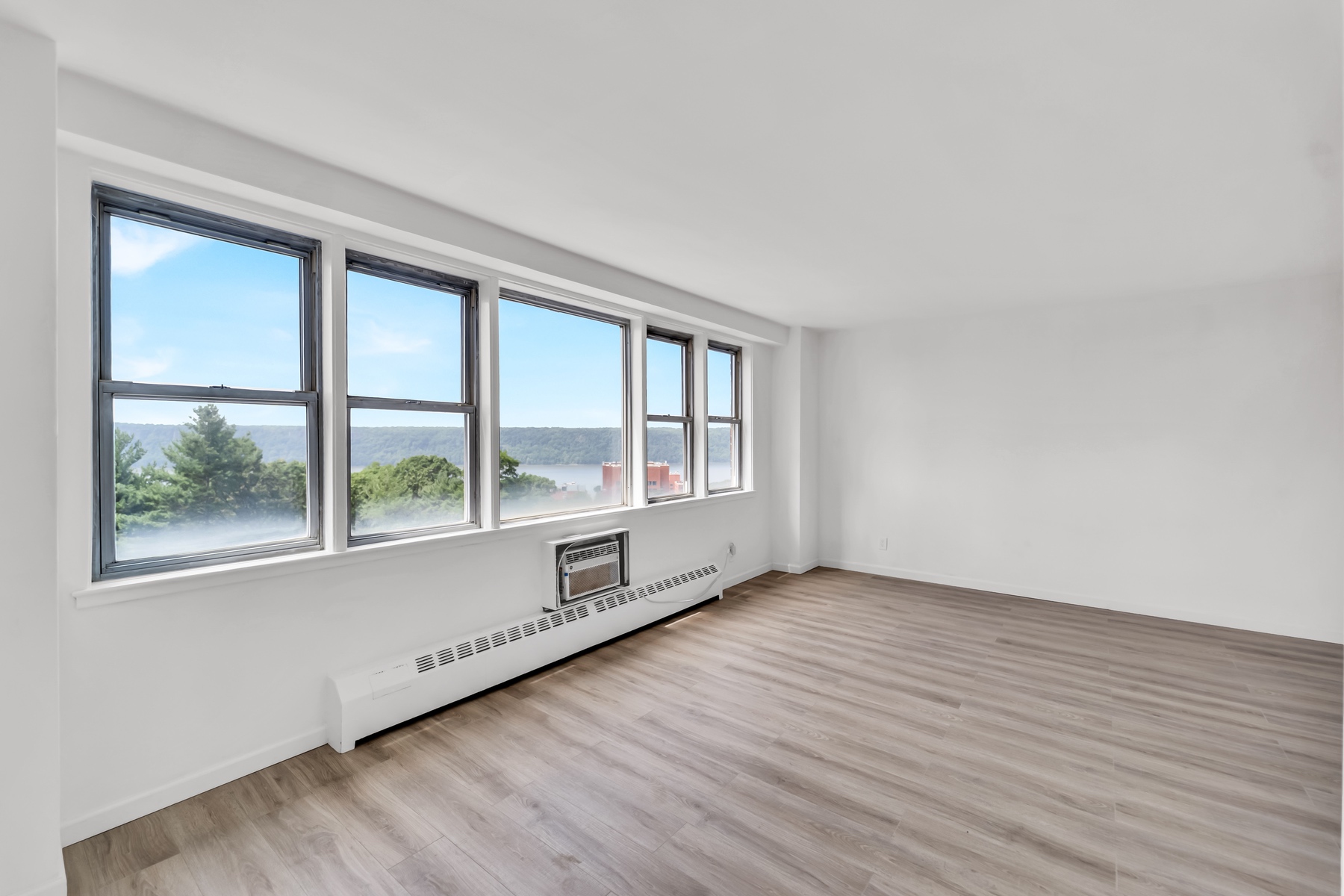 5900 Arlington Avenue, Unit 7O Bronx, NY 10471 - Photo 3 of 15