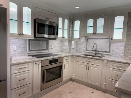 $156,000 | 2100 St Charles Avenue, Unit 7N, New Orleans, LA 70130