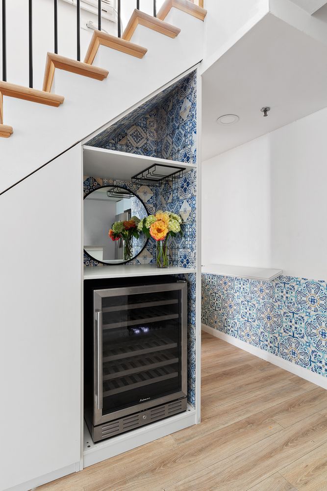 136-140 West 23rd Street, Unit PHD Manhattan, NY 10011 - Photo 12 of 15 a view of an entryway