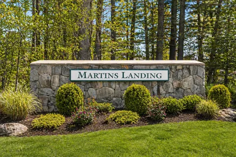 $525,000 | 300 Martins Landing, Unit 103, North Reading, MA 01864