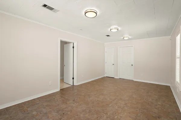 $1,600 | 2240 11th Street, Unit D, Mandeville, LA 70471