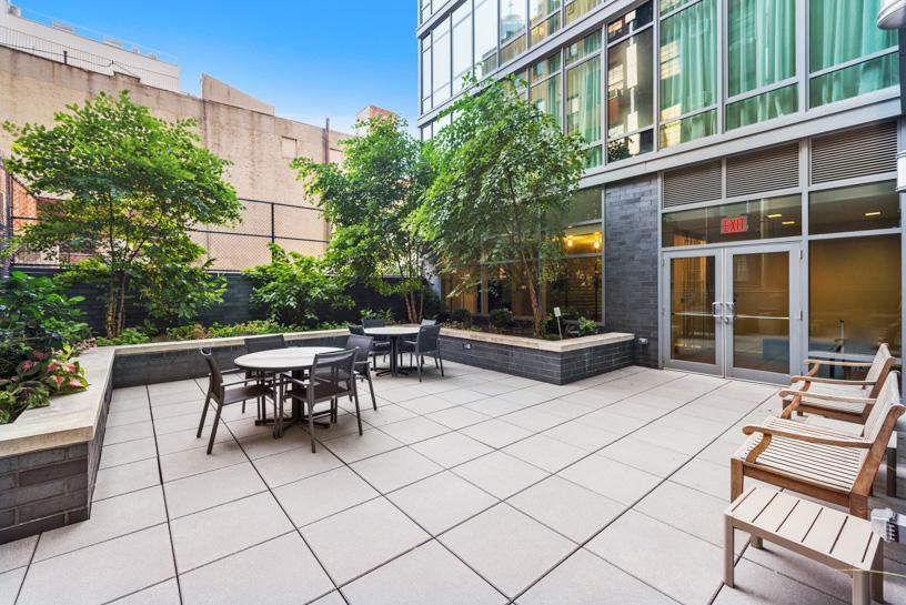 57 Reade Street, Unit 5D Manhattan, NY 10007 - Photo 8 of 9