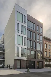 $999,000 | 367 3rd Street, Unit 202, Jersey City, NJ 07302