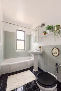 $570,000 | 385 Argyle Road, Unit 6E | Ditmas Park