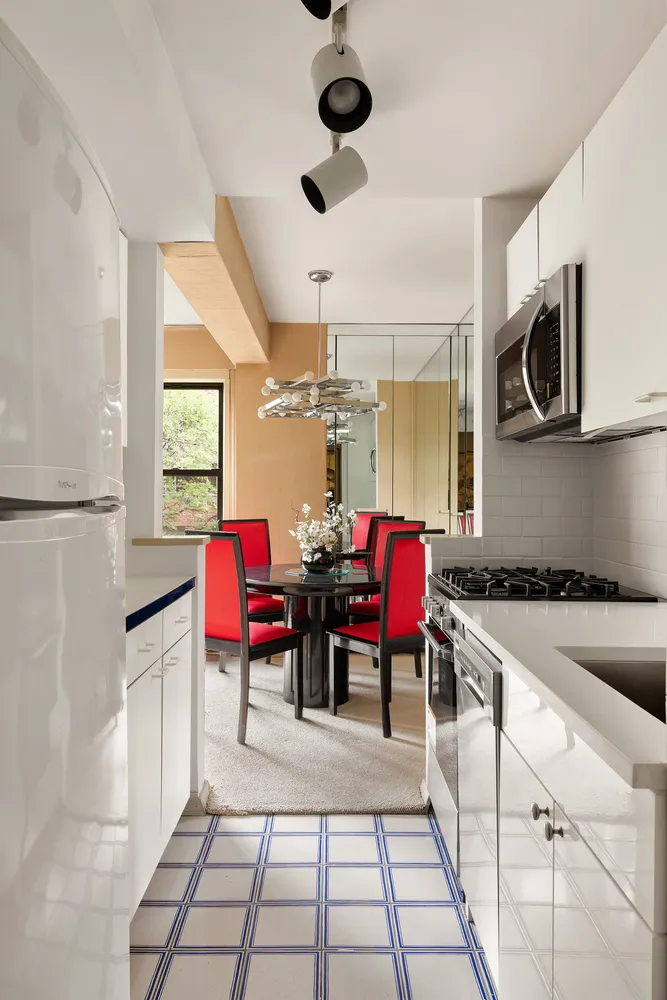 $620,000 | 515 East 85th Street, Unit 6D | Upper East Side