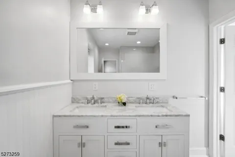 $1,695,000 | 116-118 Wyoming Avenue, Maplewood, NJ 07040