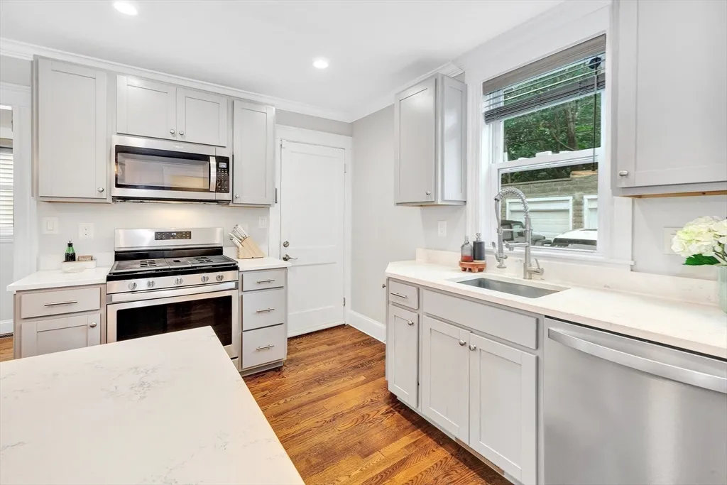 $559,000 | Hyde Park Avenue, Boston, MA 02131