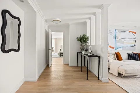 $3,490,000 | 69 West 9th Street, Unit 2B | Greenwich Village