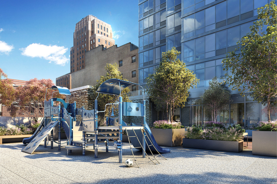 388 Bridge Street, Unit 32G Brooklyn, NY 11201 - Photo 14 of 15 a view of a building with sitting area