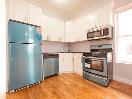 $700,000 | 581 Van Siclen Avenue | New Lots