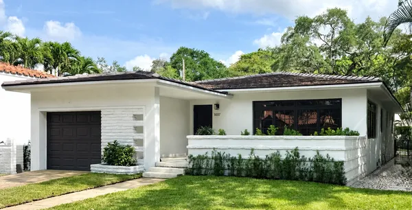 $2,900,000 | 1037 Sevilla Avenue, Coral Gables, FL 33134
