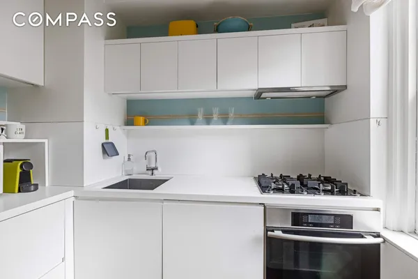 $5,500 | 299 West 12th Street, Unit 3L | West Village