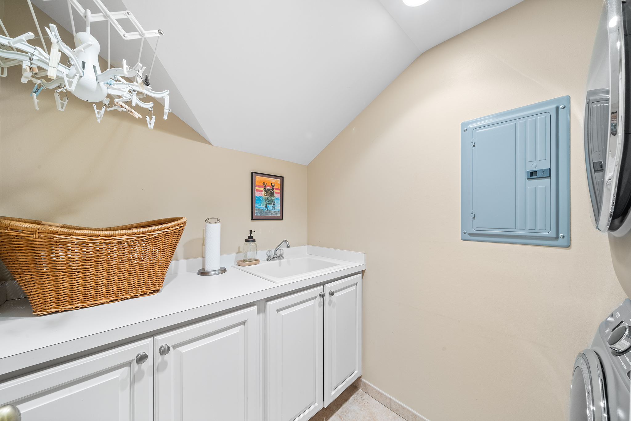 718 Arlington Road Narberth, PA 19072 - Photo 26 of 47 a bathroom with a sink and a mirror