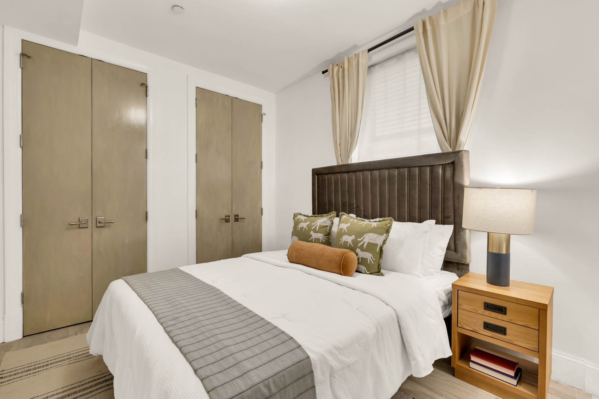 2009 Columbia Road Northwest, Unit 2 Washington, DC 20009 - Photo 26 of 37