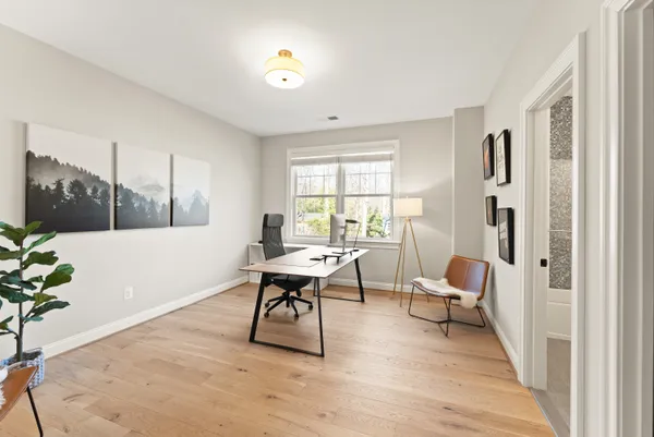 $2,550,000 | 8621 McHenry Street, Vienna, VA 22180