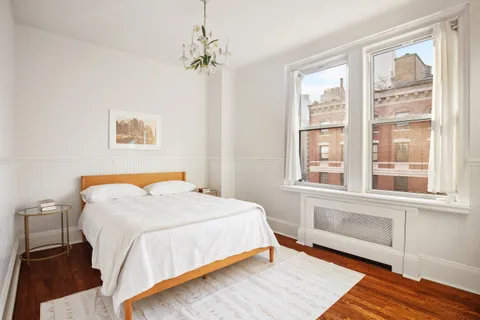 $1,975,000 | 136 East 36th Street, Unit 9/10C | Murray Hill