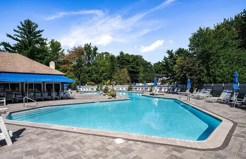 Contact Agent | Chanticleer, Cherry Hill, NJ 08003