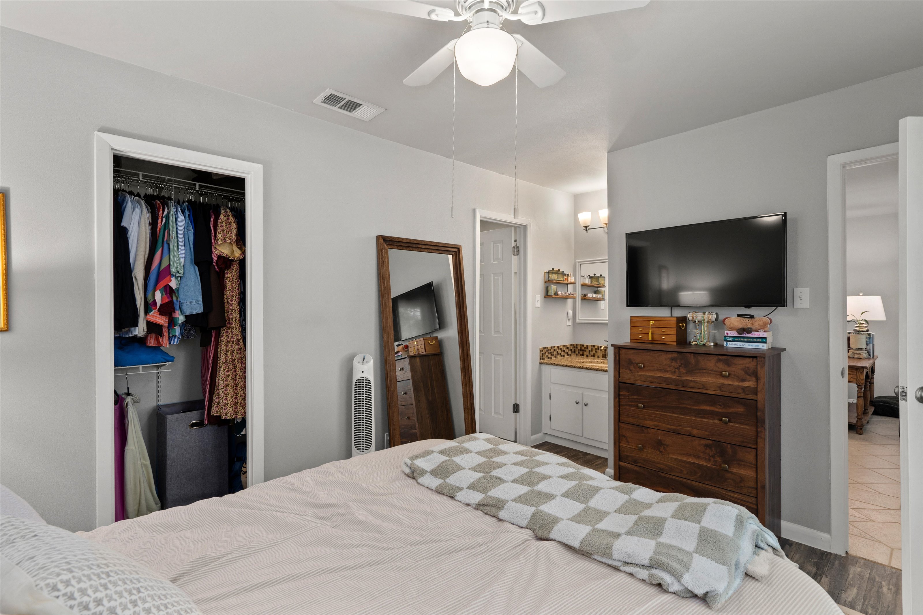 3303 Plantation Road Austin, TX 78745 - Photo 18 of 33 Gallery Image 18