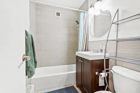 Contact Agent | 3000 Spout Run Parkway, Unit Undisclosed, Arlington, VA 22201