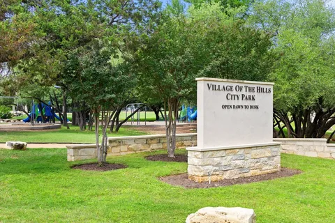 $1,399,000 | 22 Autumn Oaks Drive, Austin, TX 78738