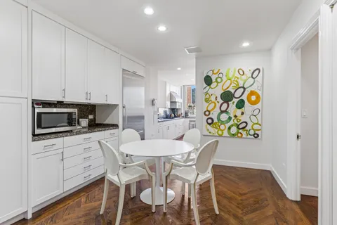 $2,875,000 | 333 East 57th Street, Unit 13A | Sutton Place