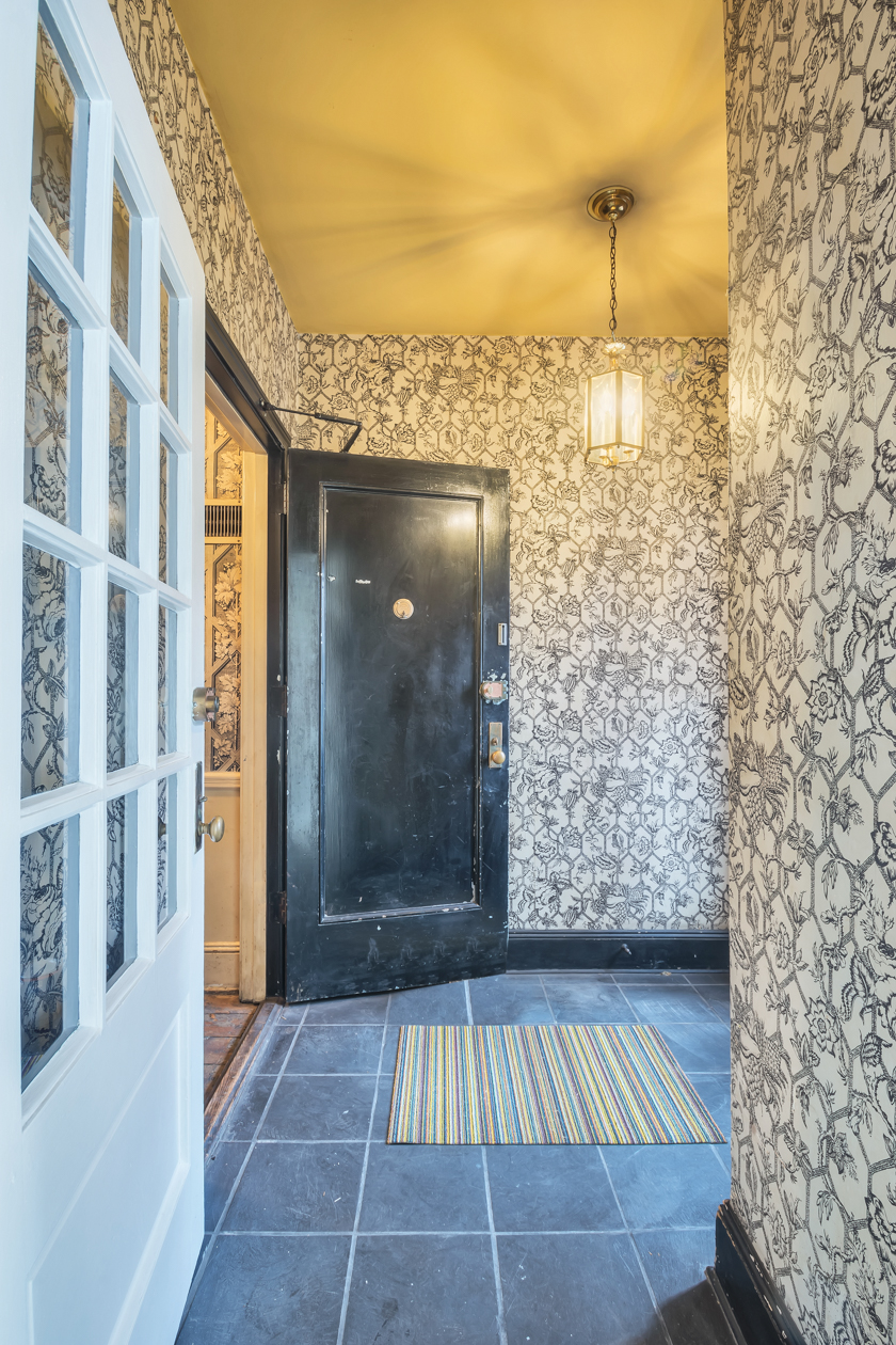 119 West 10th Street Manhattan, NY 10011 - Photo 4 of 29