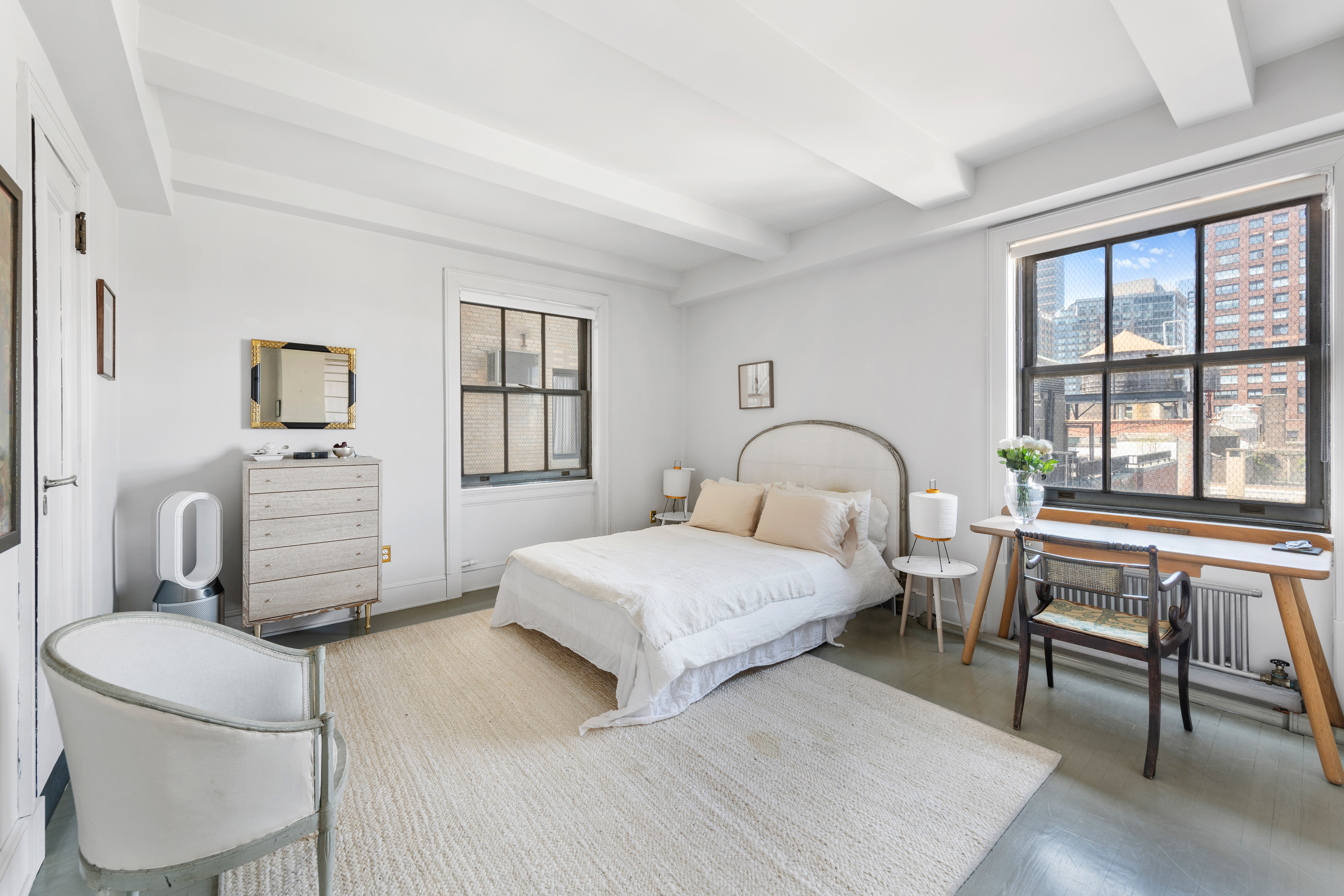1 West 67th Street, Unit 807 Manhattan, NY 10023 - Photo 7 of 19