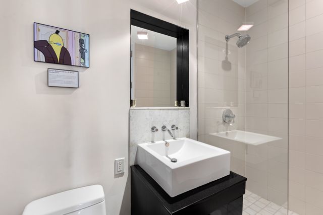 $2,700,000 | 150 North 5th Street, Unit PHB | Williamsburg