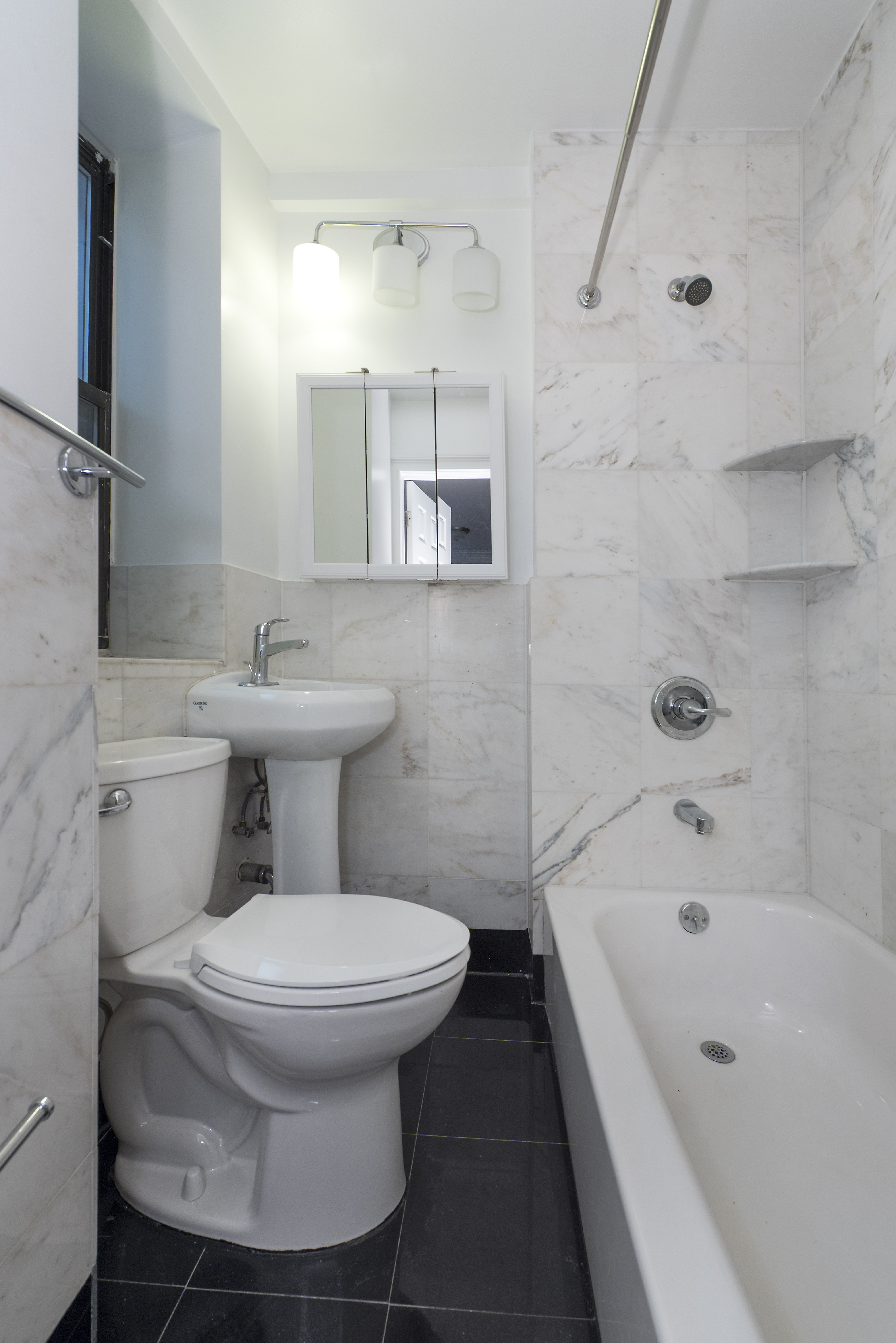 442 Lorimer Street, Unit 24 Brooklyn, NY 11206 - Photo 9 of 9