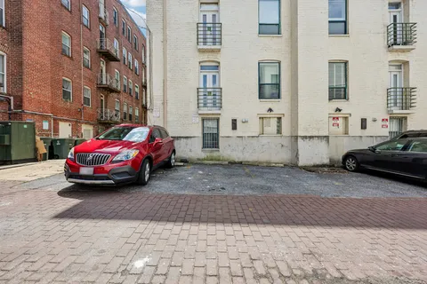 $900,000 | 2627 Adams Mill Road Northwest, Unit 108, Washington, DC 20009