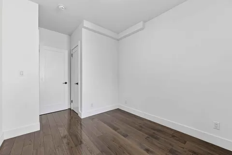 $7,600 | 152 Thompson Street, Unit 4A | SoHo