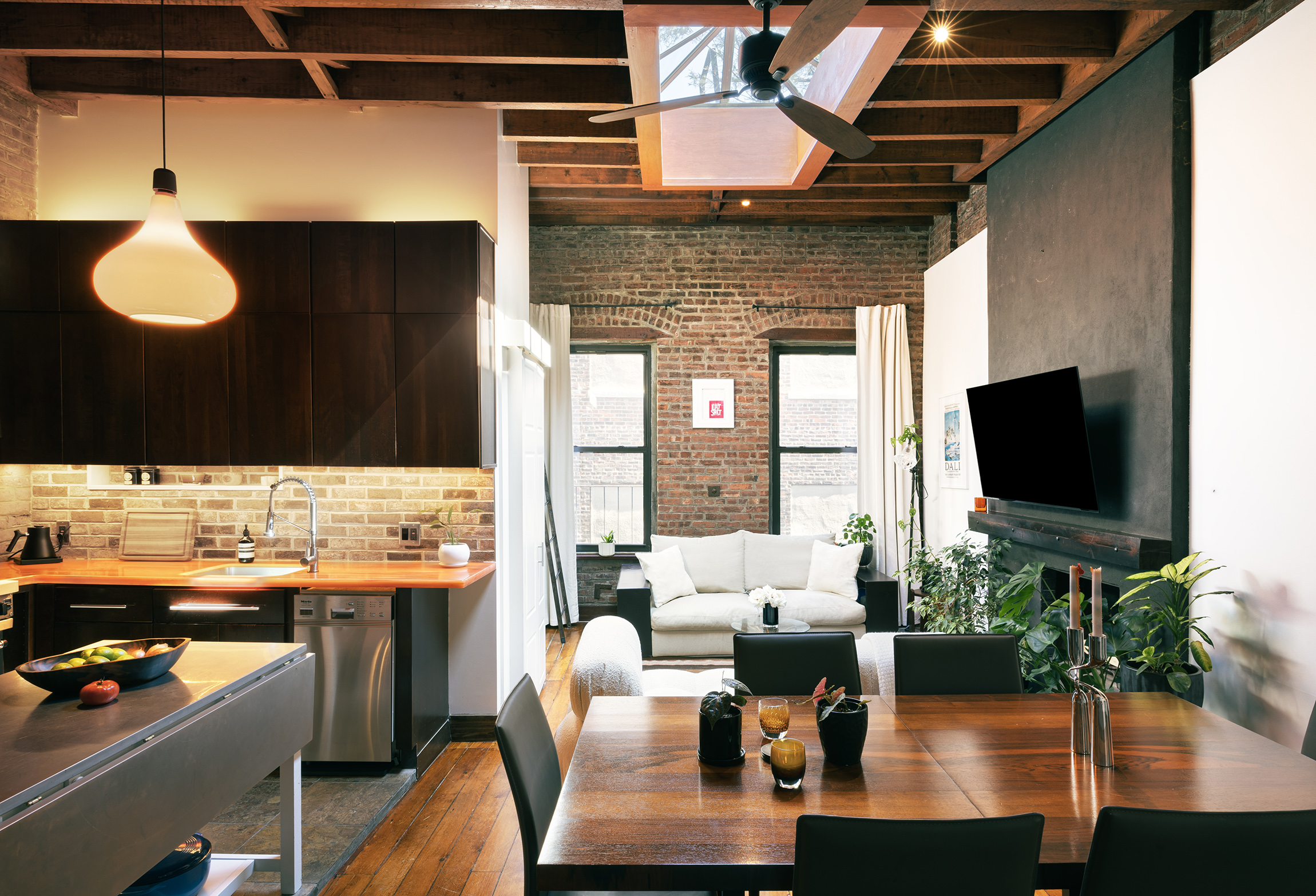 184 Franklin Street, Unit 10 Manhattan, NY 10013 - Photo 2 of 8